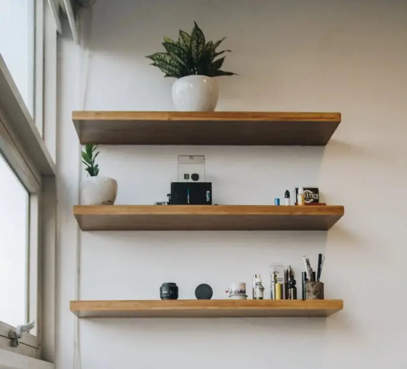 Top 6 Best Woods for Making Shelves